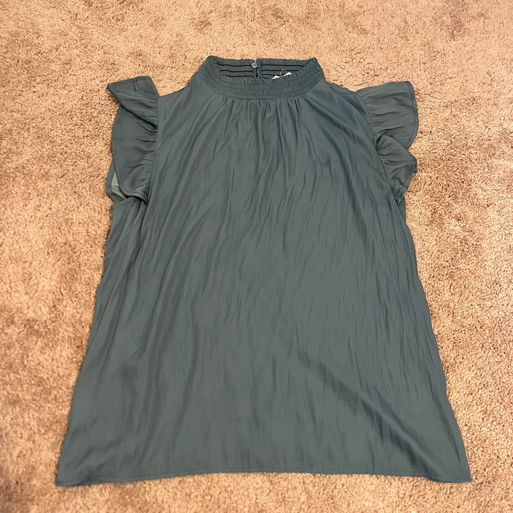 ee:some Teal blouse
